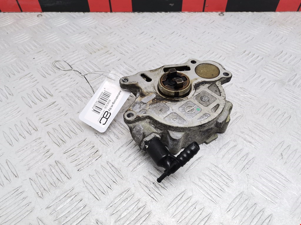 Насос вакуумный Volkswagen Passat 6 (2005-2010)