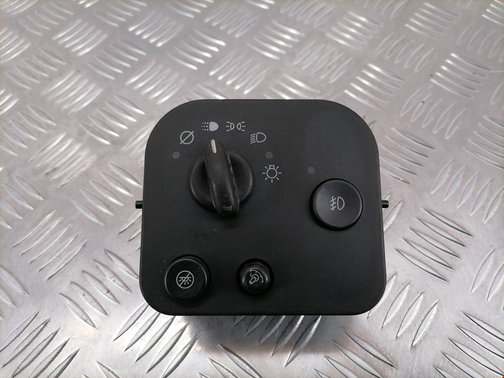 Переключатель света Chevrolet TrailBlazer 1 (2001-2009)