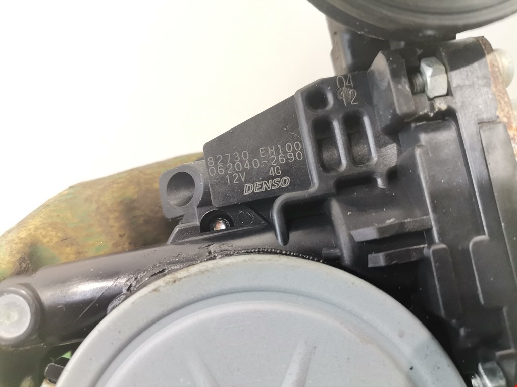 Стеклоподъемник задний правый INFINITI M 2005-2010