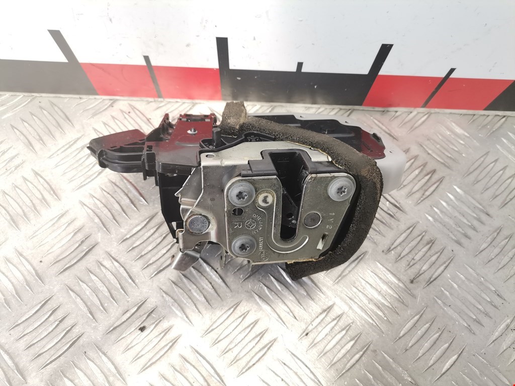 Замок двери задней правой INFINITI G G25/G35/G37 V36 2007-2014