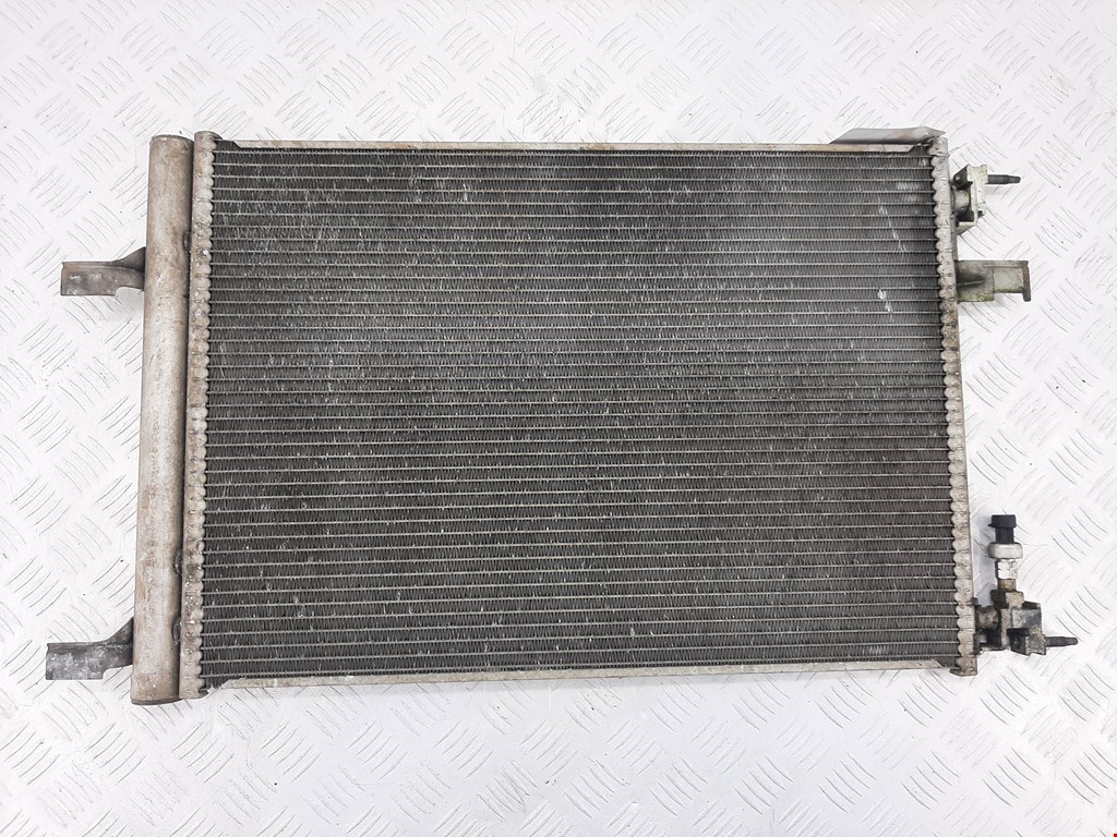 Радиатор кондиционера OPEL Astra J 2009-2017