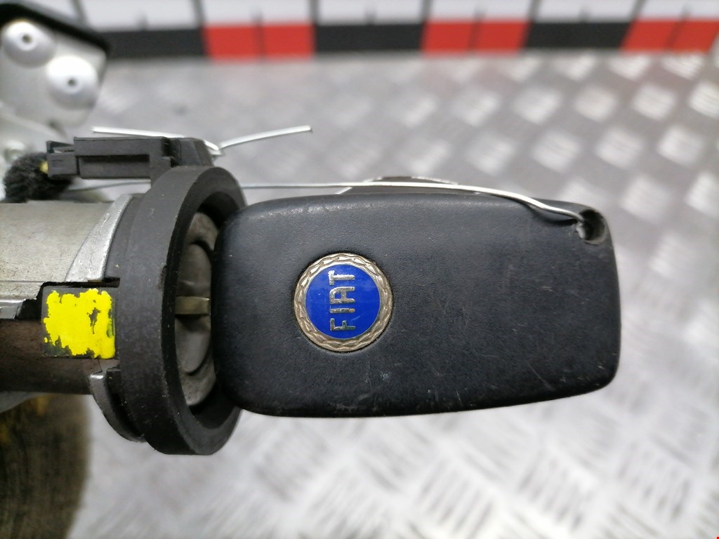 Замок зажигания FIAT Grande Punto 2005-2009