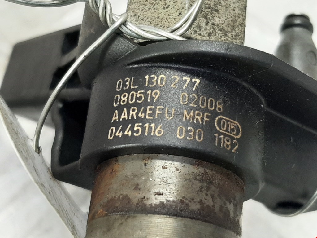 Форсунка дизельная электрическая VOLKSWAGEN Passat B6 2005-2011