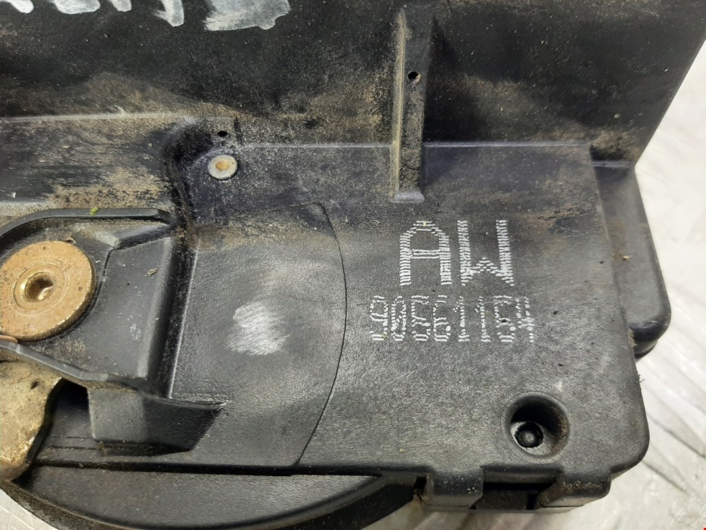Замок двери передней правой OPEL Astra G 1998-2005