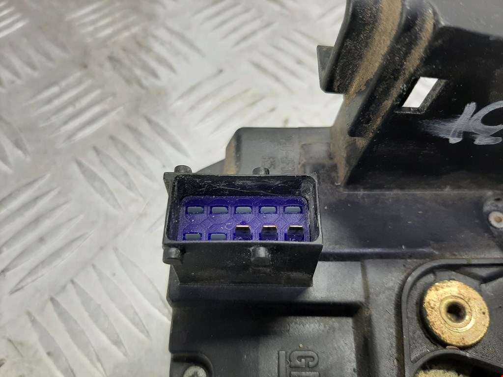 Замок двери передней правой OPEL Astra G 1998-2005