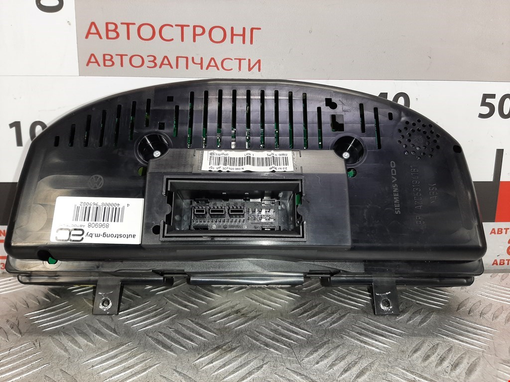 Панель приборов (щиток) VOLKSWAGEN Passat B6 2005-2011