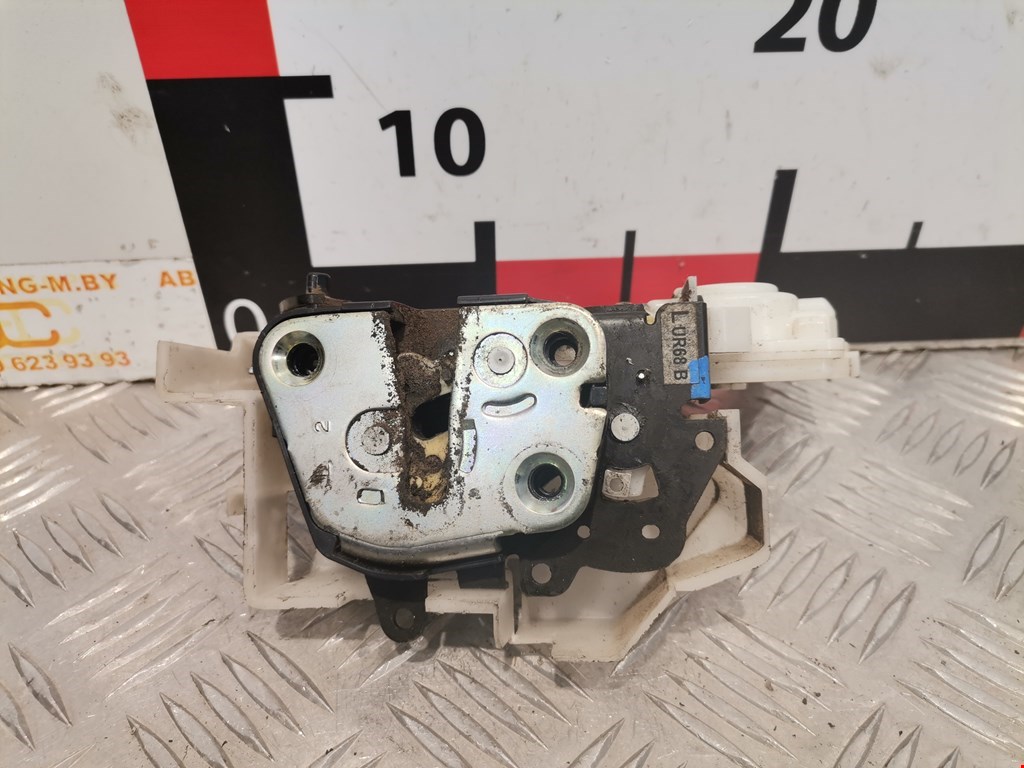 Замок двери задней левой Ford Ranger 1 (1998-2006)