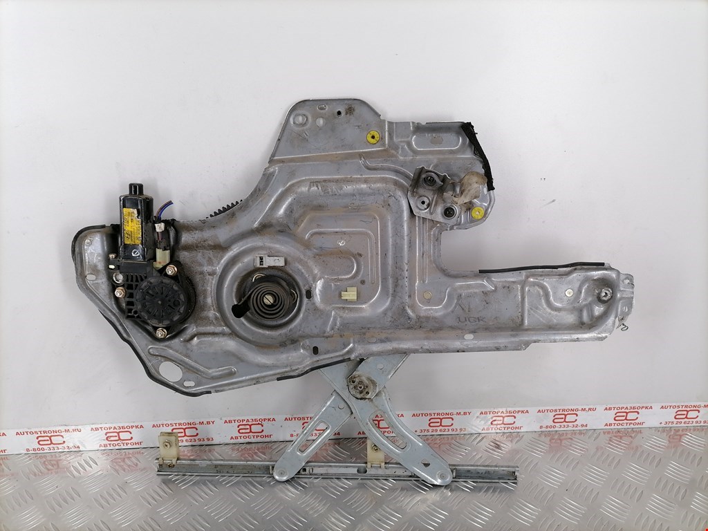 Стеклоподъемник передний правый HYUNDAI Trajet 1999-2008