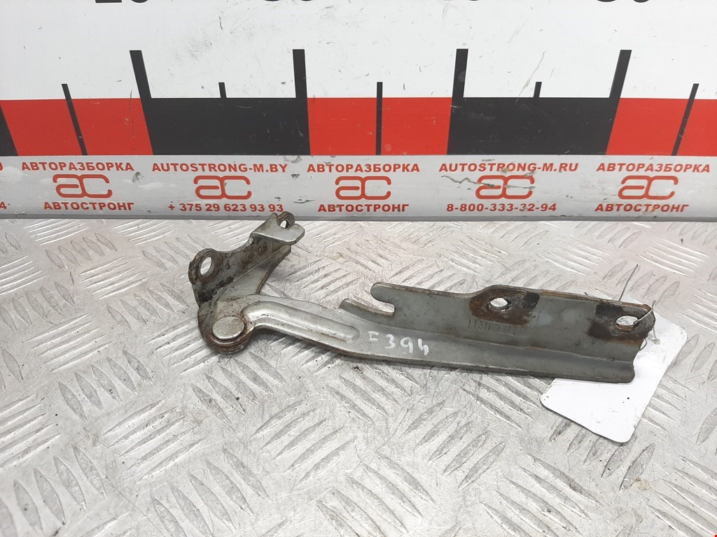 Петля капота левая/правая NISSAN Primera P10 1990-1996