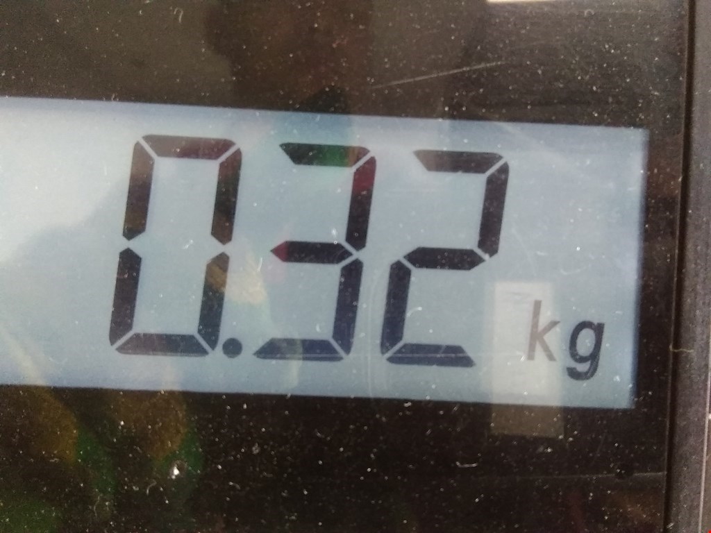 Петля капота левая/правая NISSAN Primera P10 1990-1996