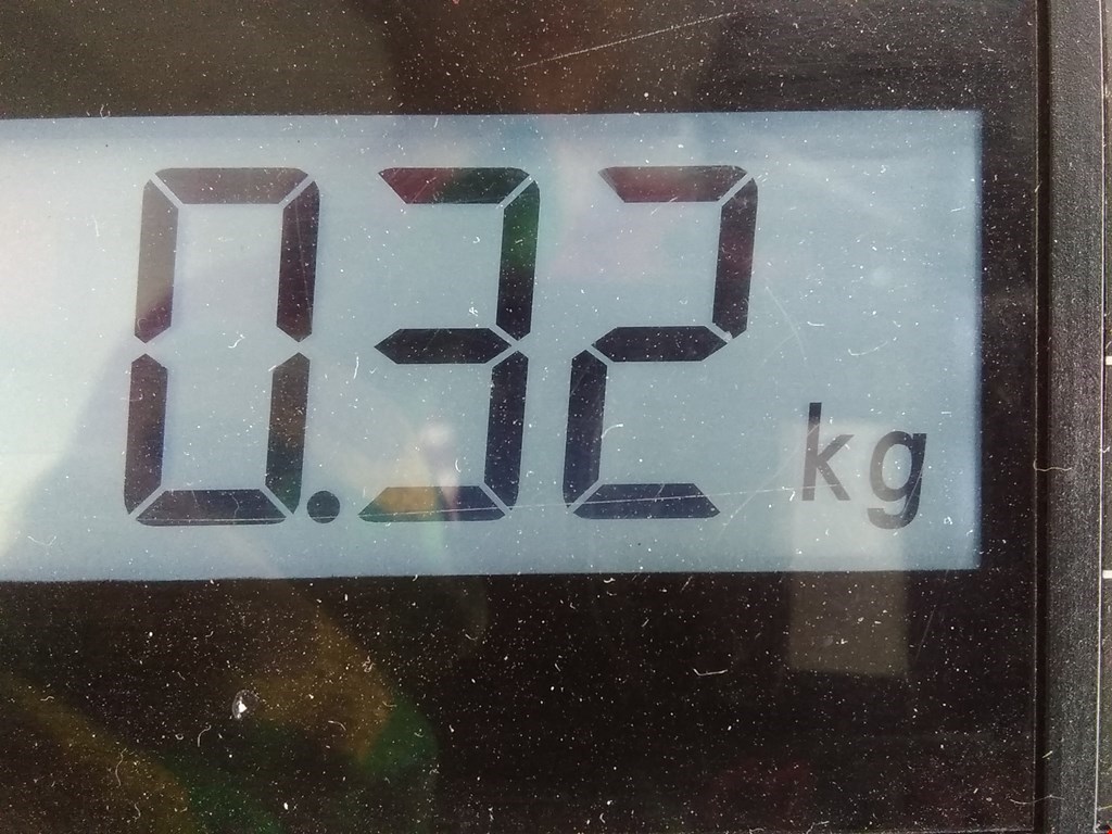 Петля капота левая/правая NISSAN Primera P10 1990-1996