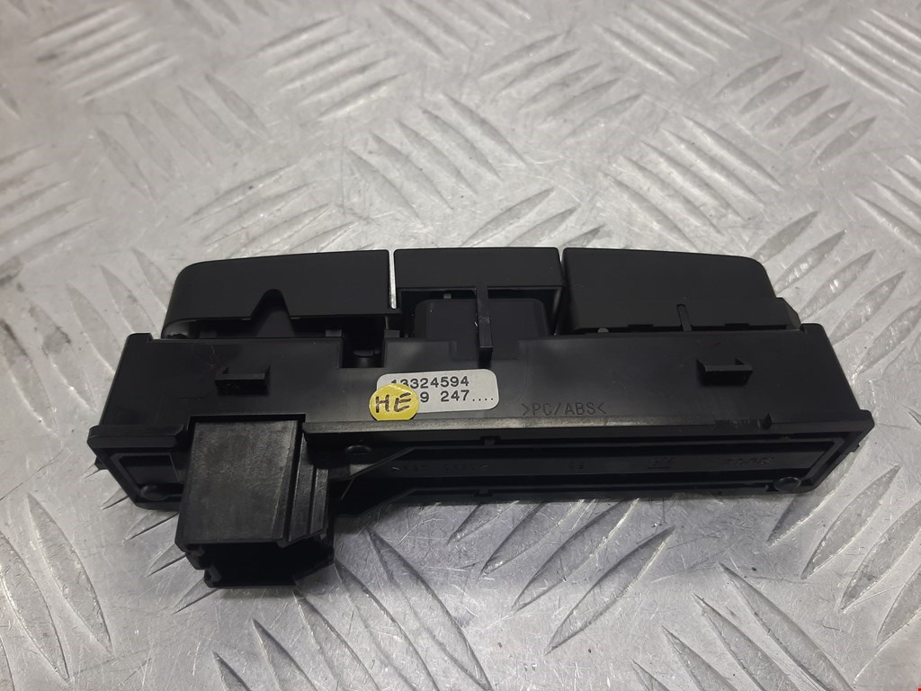 Кнопка аварийной сигнализации (аварийки) OPEL Insignia 2008-2017