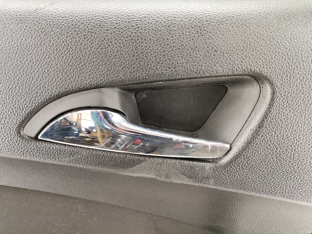 Дверь задняя левая OPEL Astra J 2009-2017