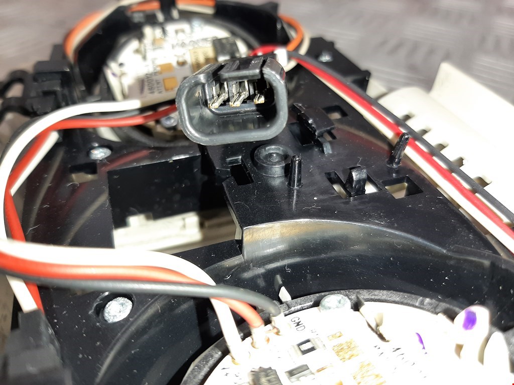 Плафон салонный (салона фонарь) DODGE Journey 2008-2020