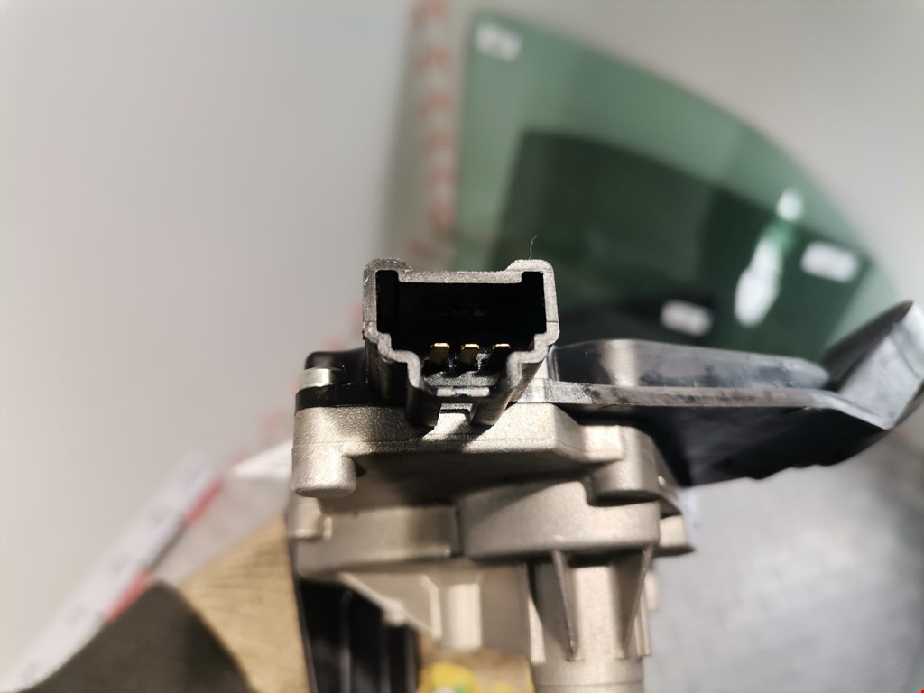 Моторчик стеклоочистителя задний RENAULT Koleos HY 2008-2016