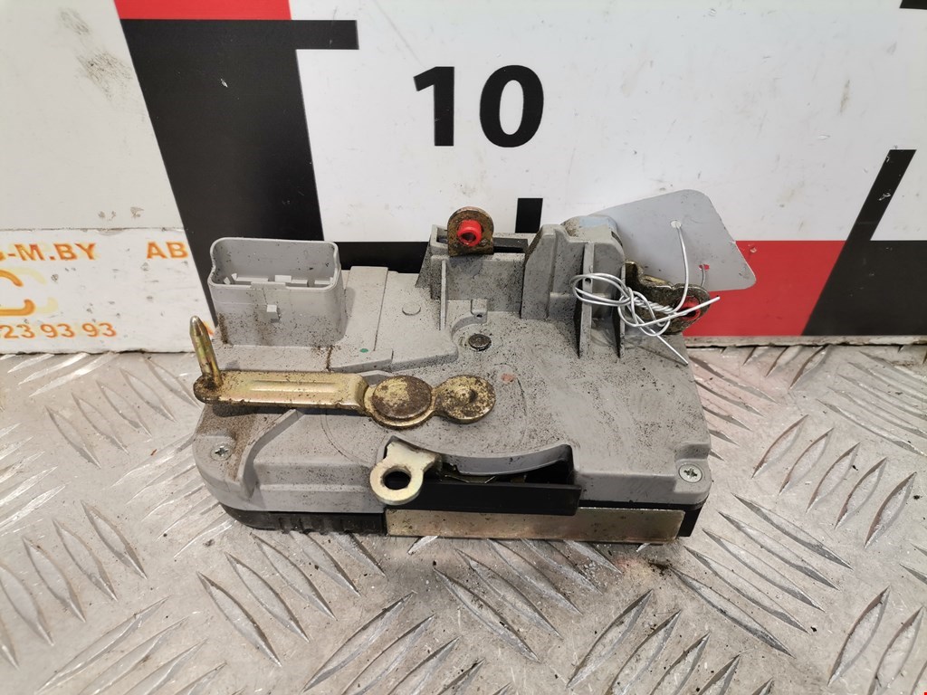 Замок двери передней правой PEUGEOT Expert I 1995-2007