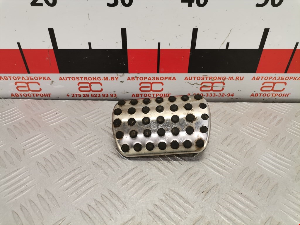 Накладка педали тормоза Mercedes C-Class (W204) (2006-2015)