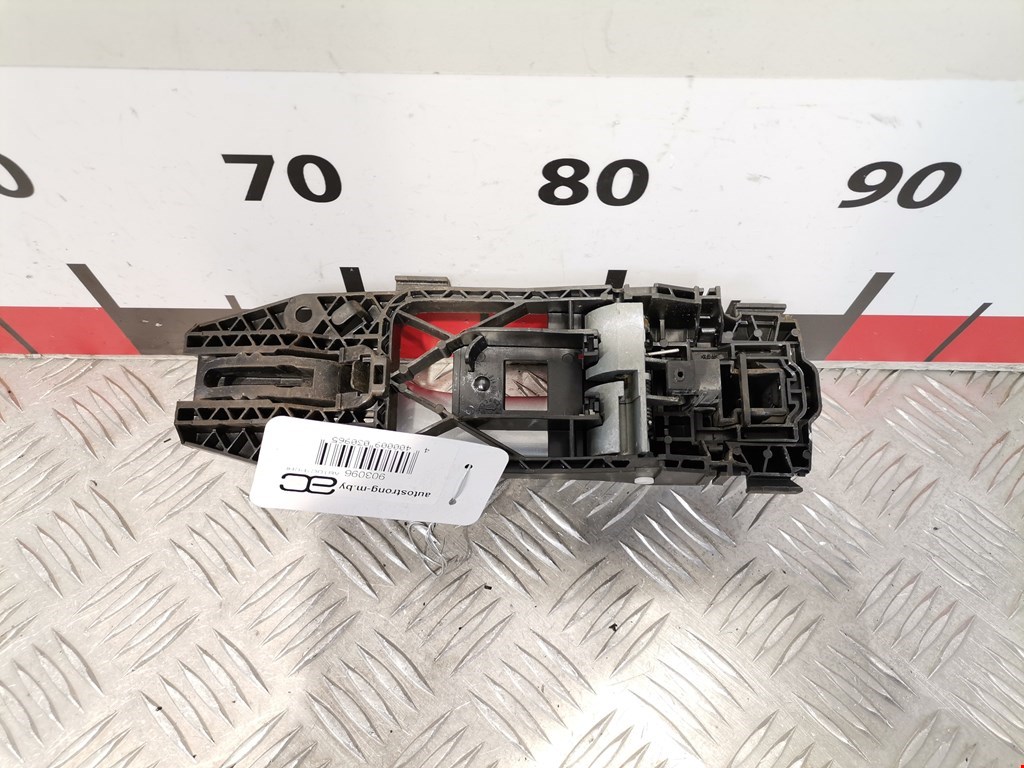 Ручка двери задней наружная правая VOLKSWAGEN Golf VI 2009-2012