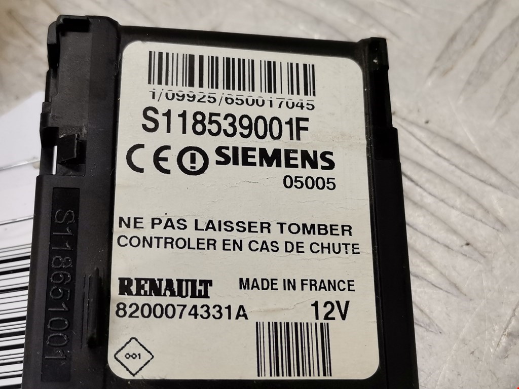 Замок зажигания RENAULT Megane II 2002-2009