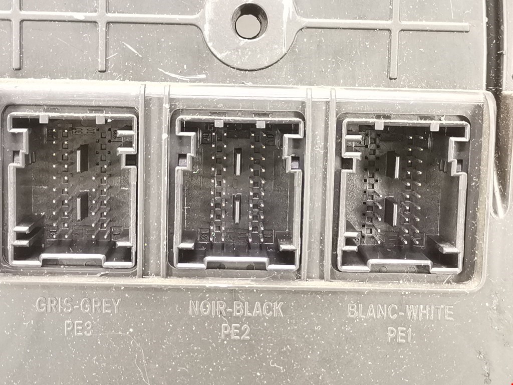 Блок комфорта RENAULT Scenic II 2003-2010