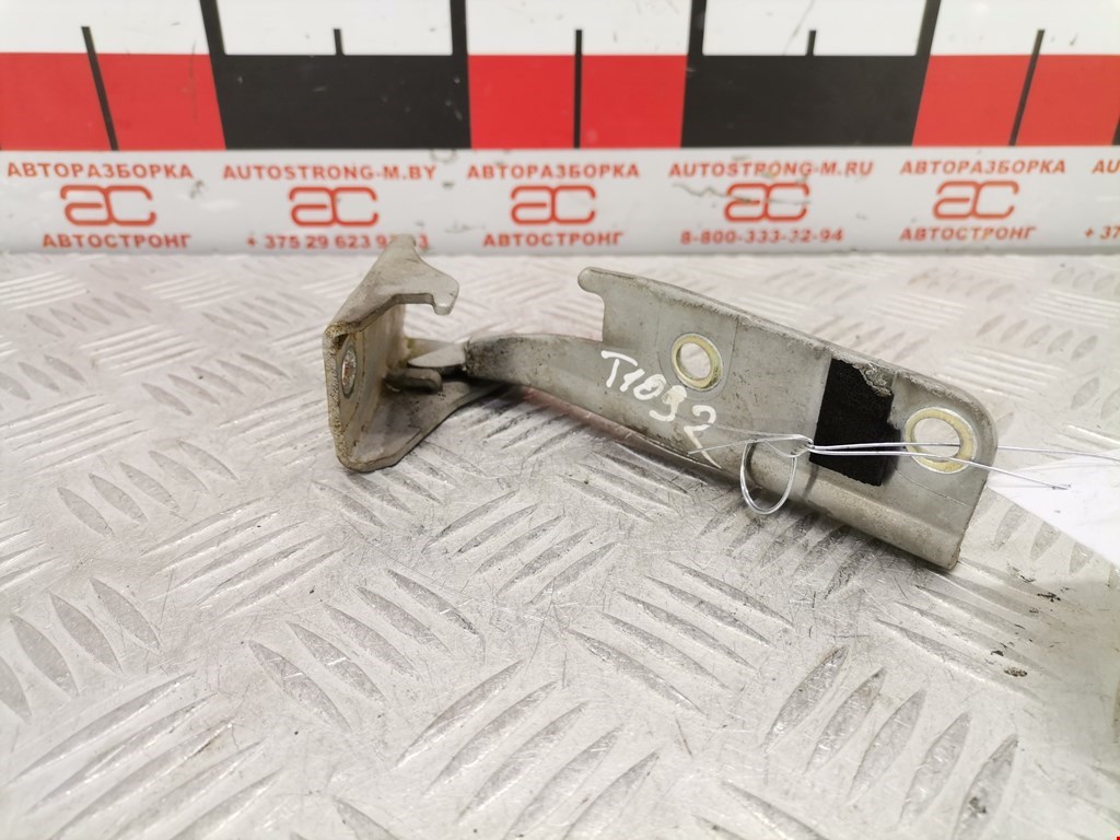 Петля капота левая/правая MITSUBISHI Space Wagon N8,N9 1998-2004