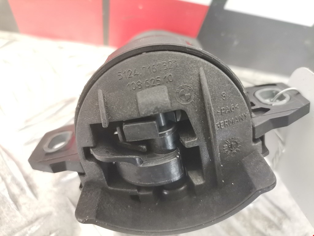 Замок багажника (крышки двери) BMW 3er E90/E91 2005-2012