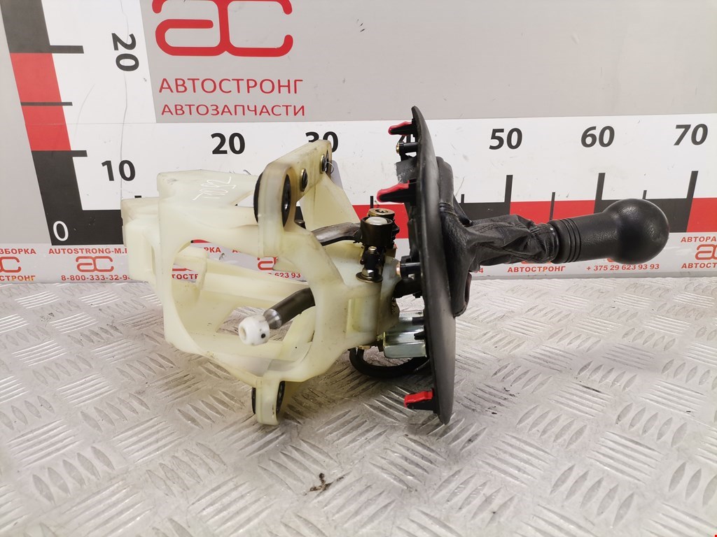 Кулиса (селектор) АКПП/МКПП в салоне MITSUBISHI Space Wagon N8,N9 1998-2004