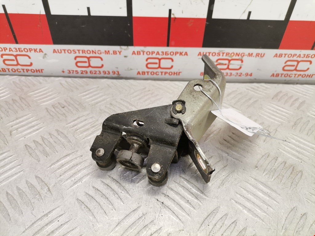 Ролик двери сдвижной (левый/правый средний верхний/нижний) RENAULT Kangoo 1997-2008