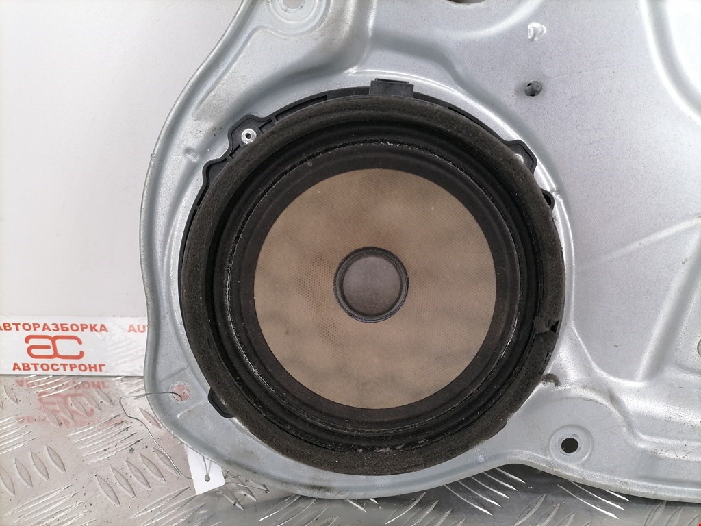 Стеклоподъемник задний правый KIA Cee'd I 2006-2012