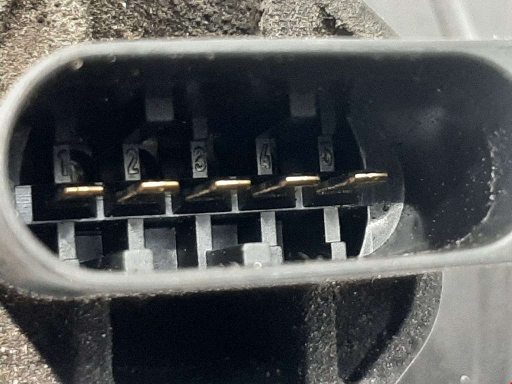 Расходомер воздуха (массметр, датчик ДМРВ) DODGE Journey 2008-2020