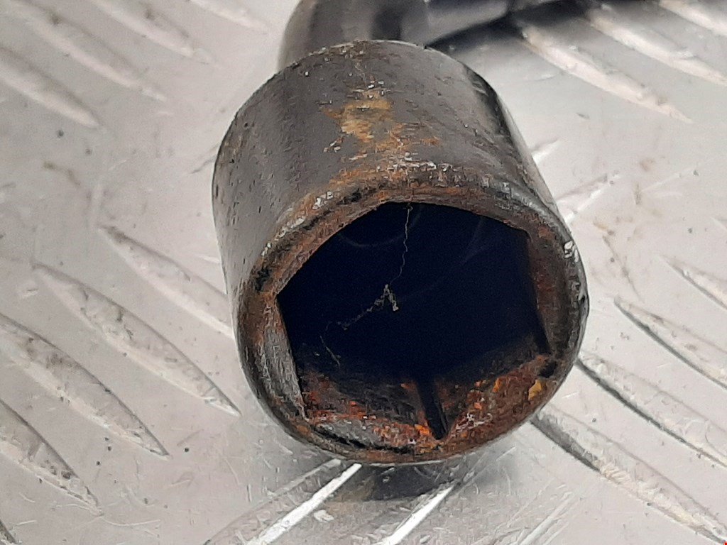 Ключ балонный NISSAN Almera N16 2000-2006