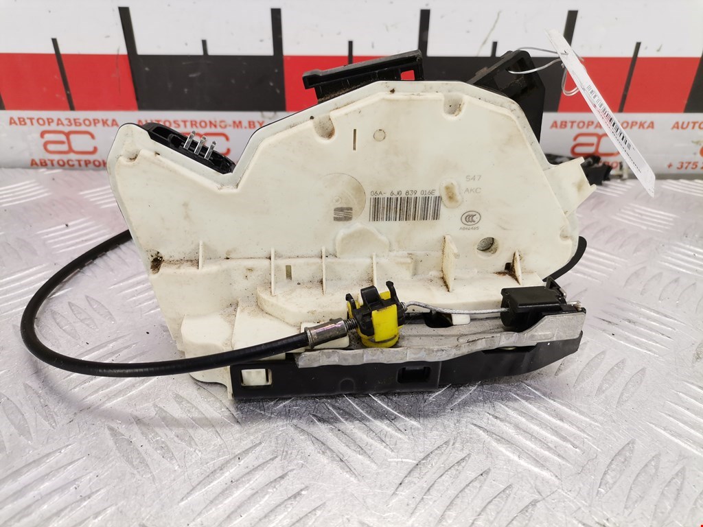 Замок двери задней правой SEAT Ibiza 2008-2017