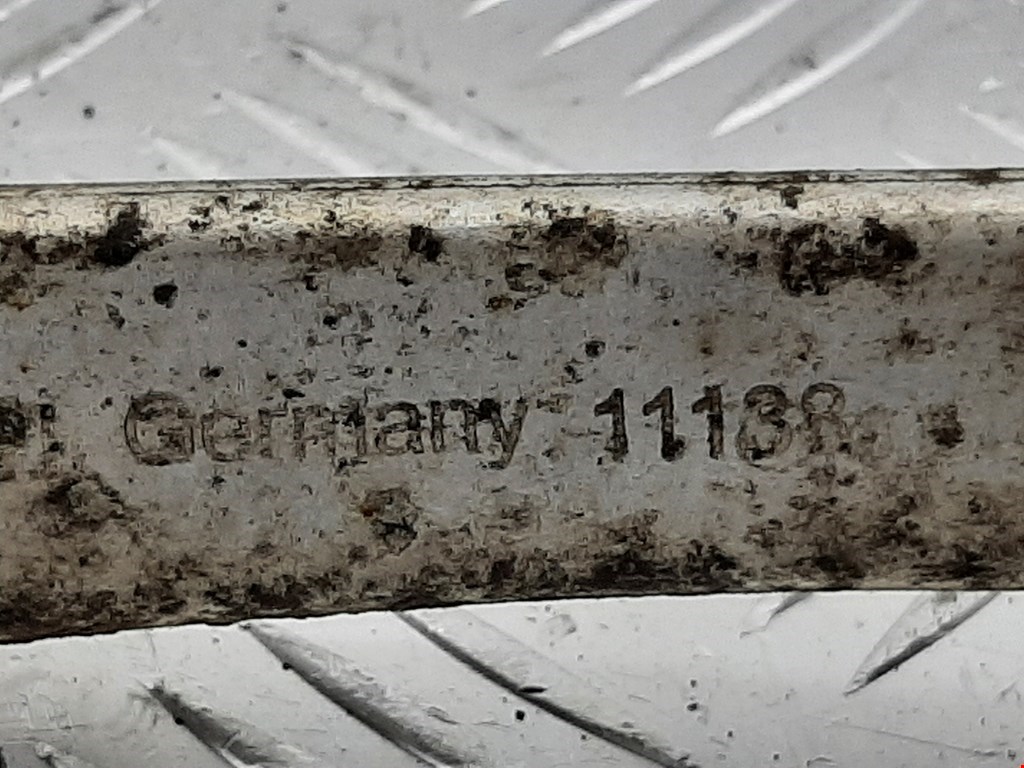 Рычаг передний правый VOLKSWAGEN Passat B5 1997-2005