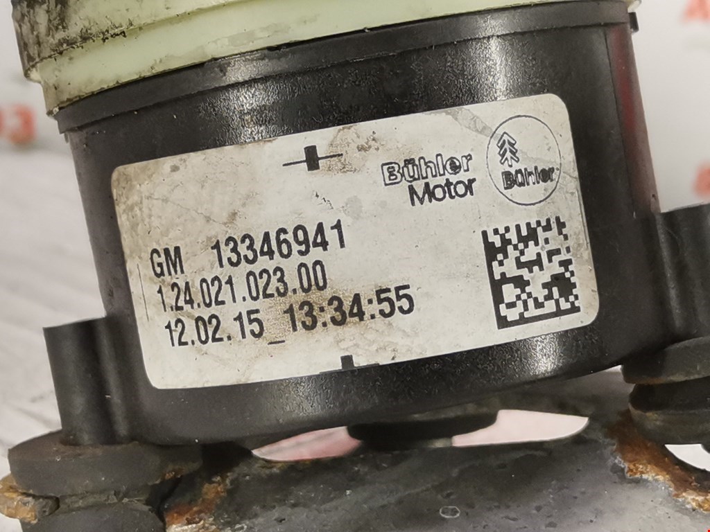 Насос водяной (помпа) OPEL Astra J 2009-2017