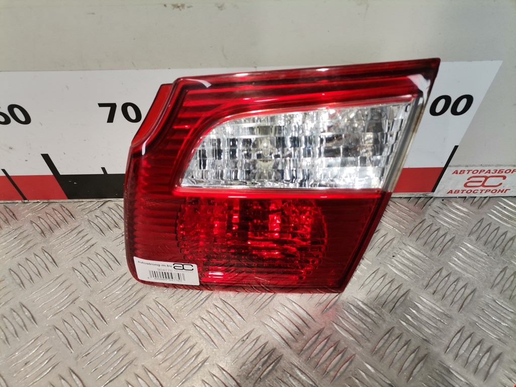 Фонарь задний внутренний правый MAZDA 626 GF 1997-2003