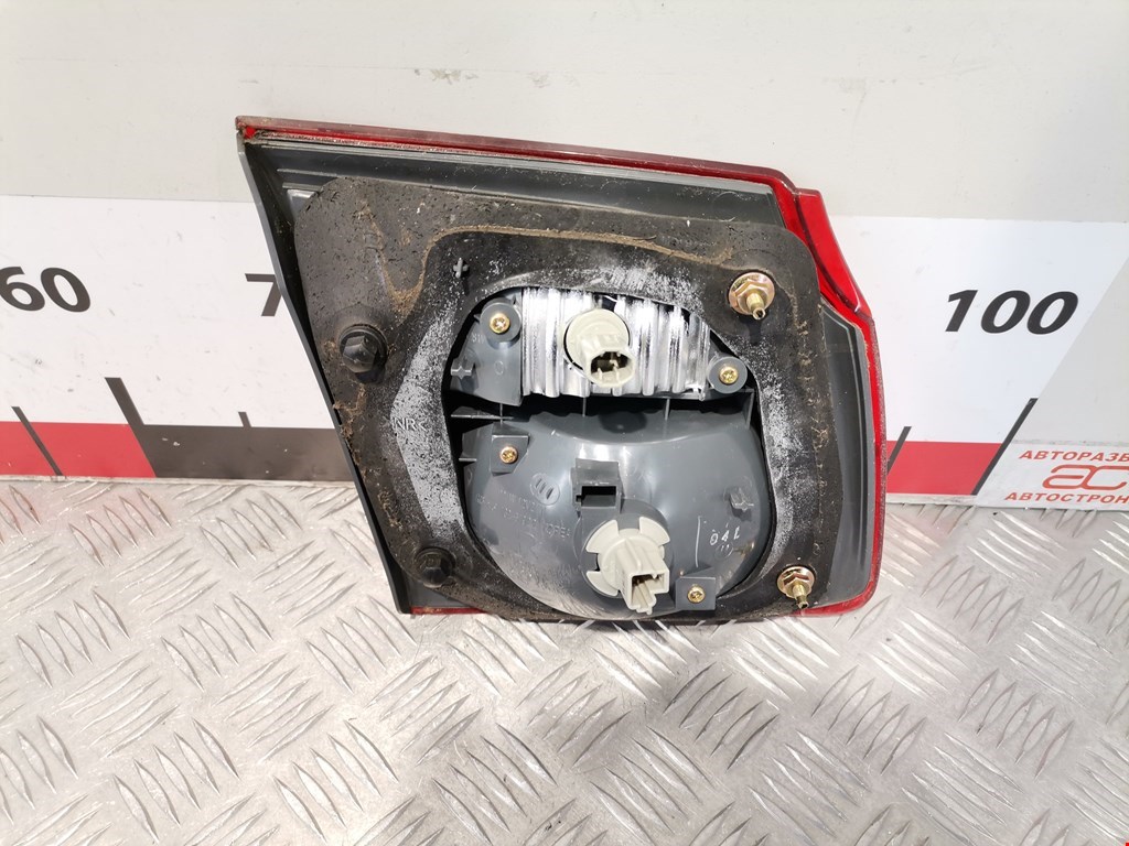 Фонарь задний внутренний правый MAZDA 626 GF 1997-2003