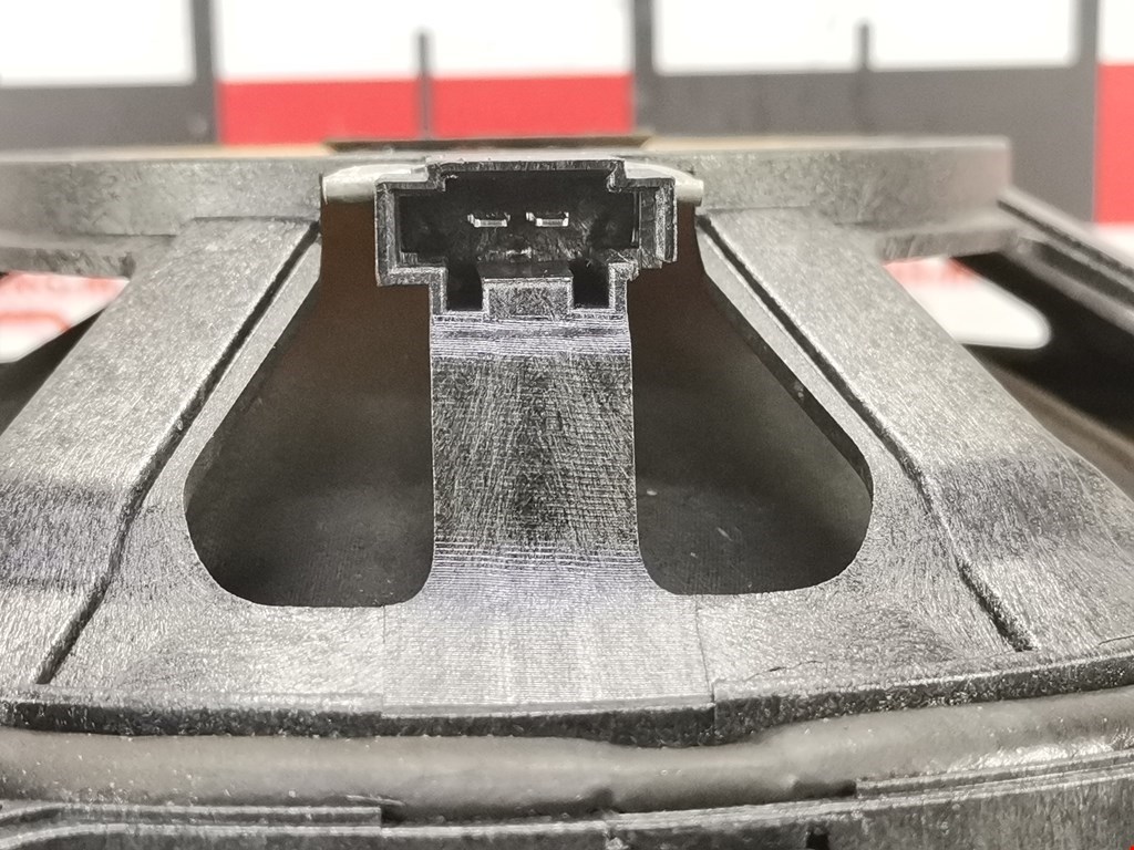 Сабвуфер LAND ROVER Discovery III 2005-2009