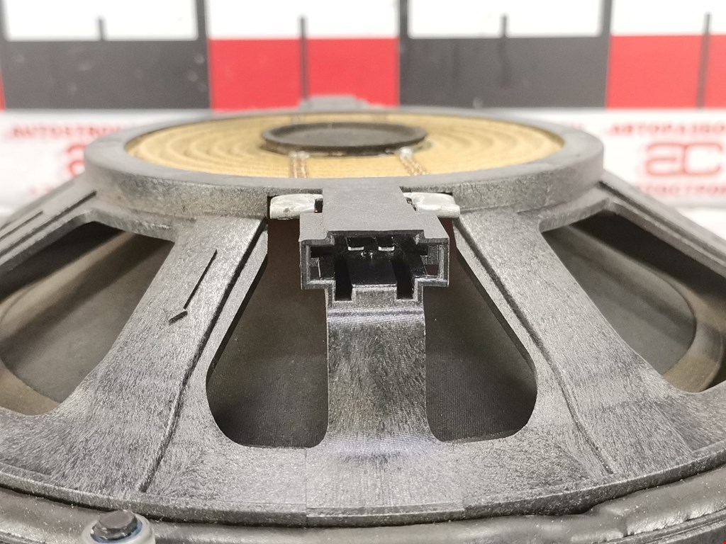 Сабвуфер LAND ROVER Discovery III 2005-2009