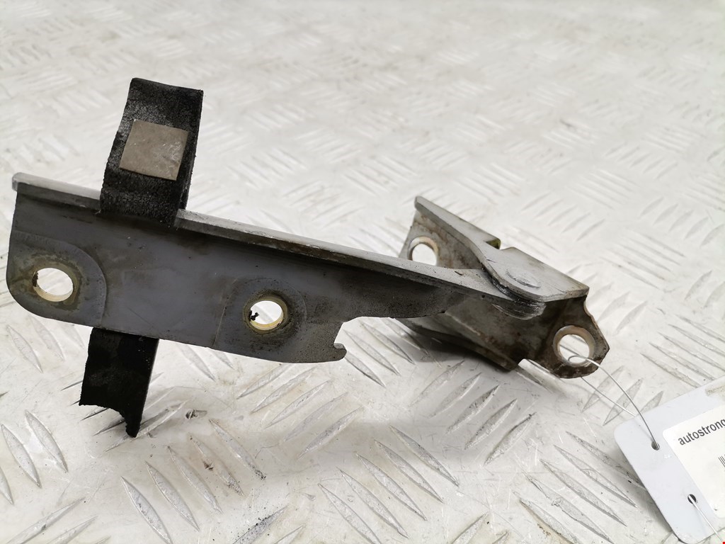 Петля капота левая/правая MITSUBISHI Space Wagon N8,N9 1998-2004