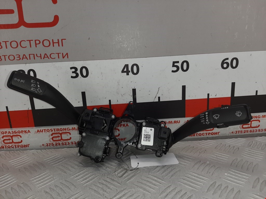 Переключатель поворотов и дворников (стрекоза) Audi A5 8T (2007-2016)