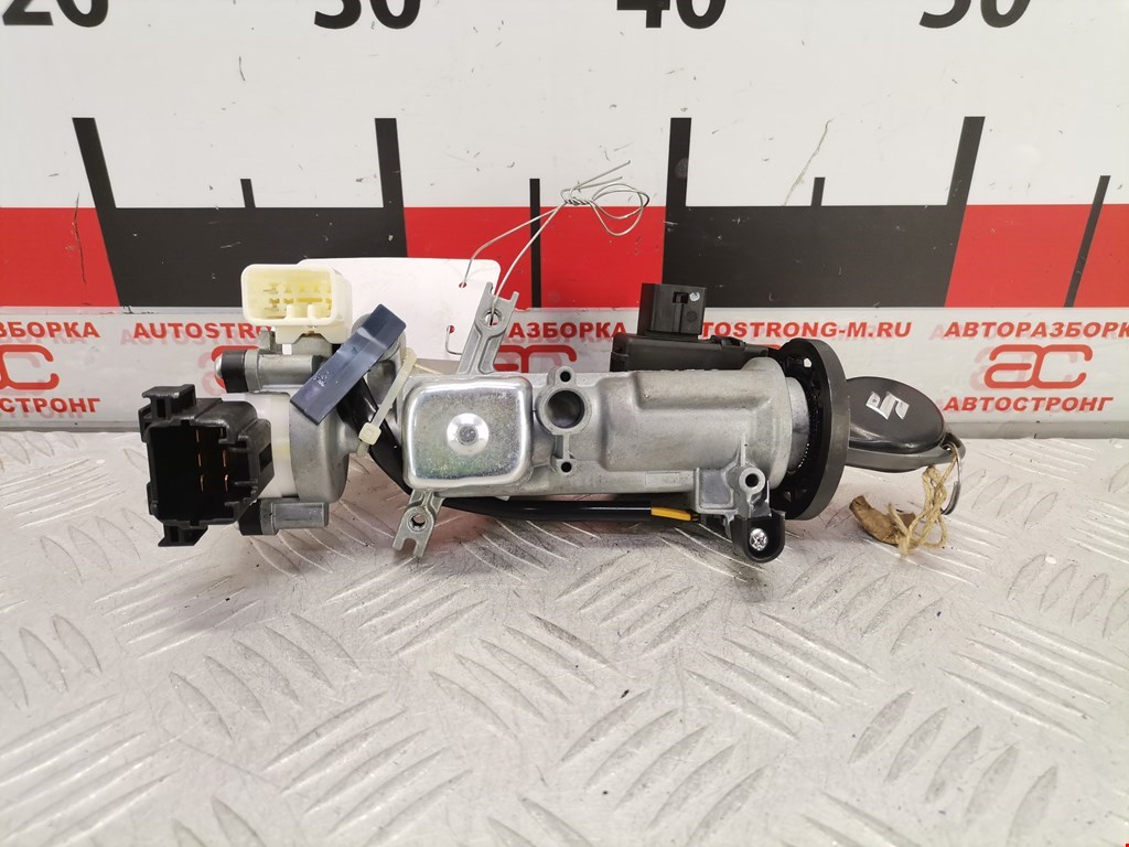 Замок зажигания SUZUKI Splash 2008-2015