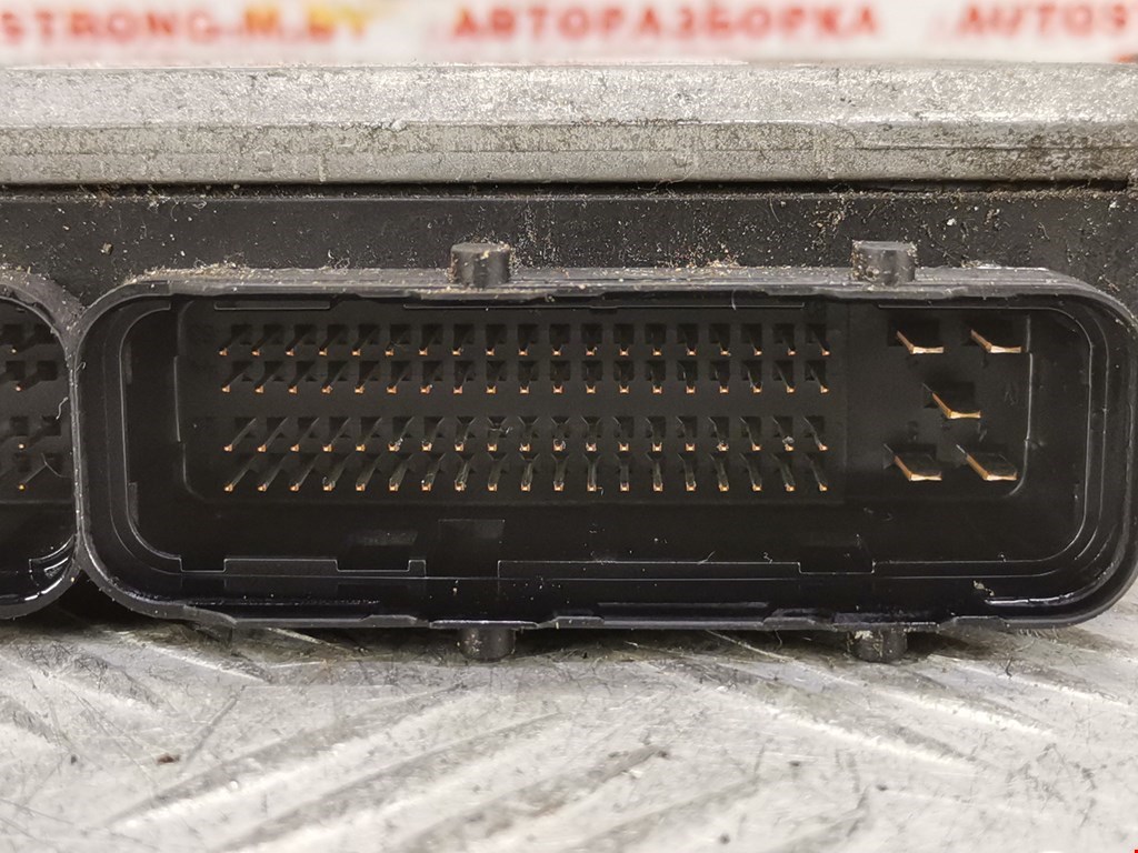 Блок управления двигателя (ЭБУ) CHRYSLER Voyager IV RG 2001-2007