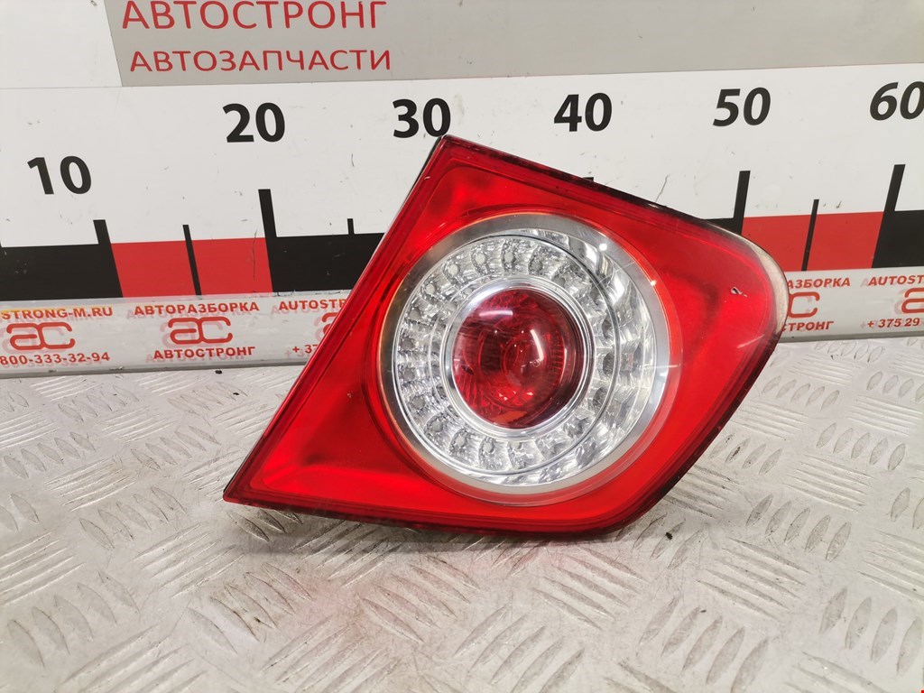 Фонарь крышки багажника правый Volkswagen Jetta 5 (2005-2010)