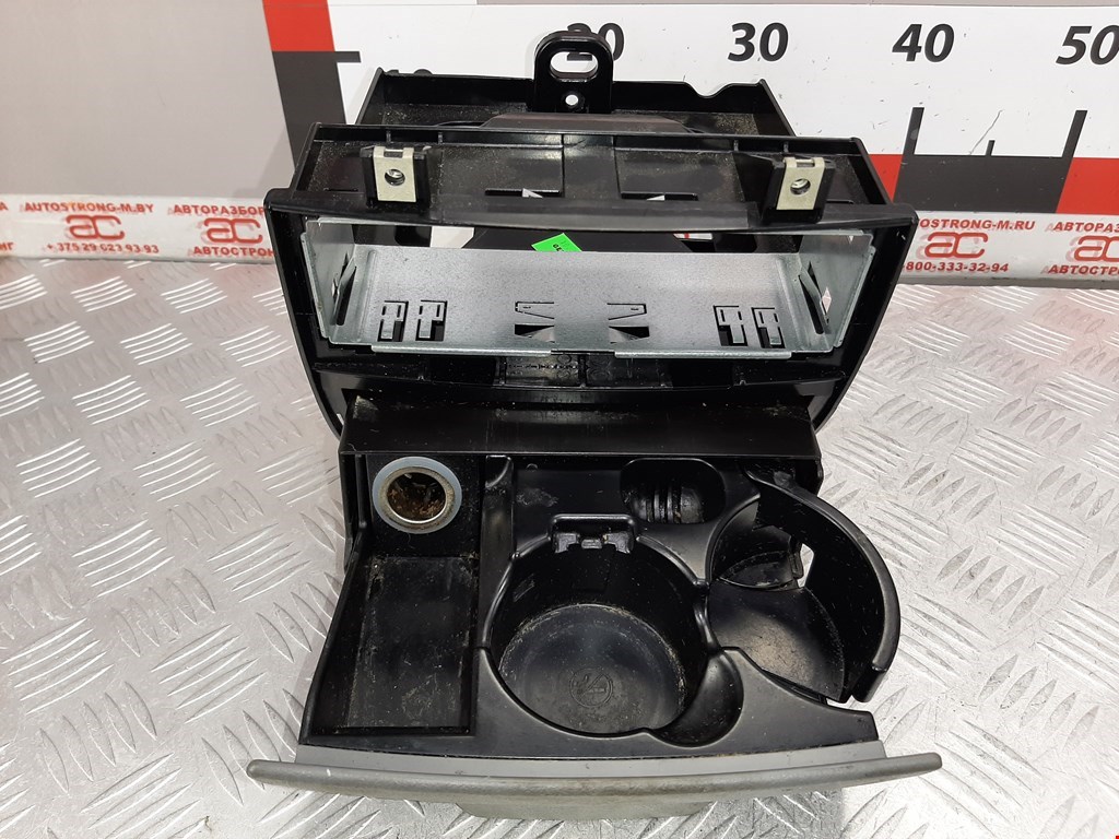 Подстаканник MERCEDES-BENZ Sprinter 906 2006-2018