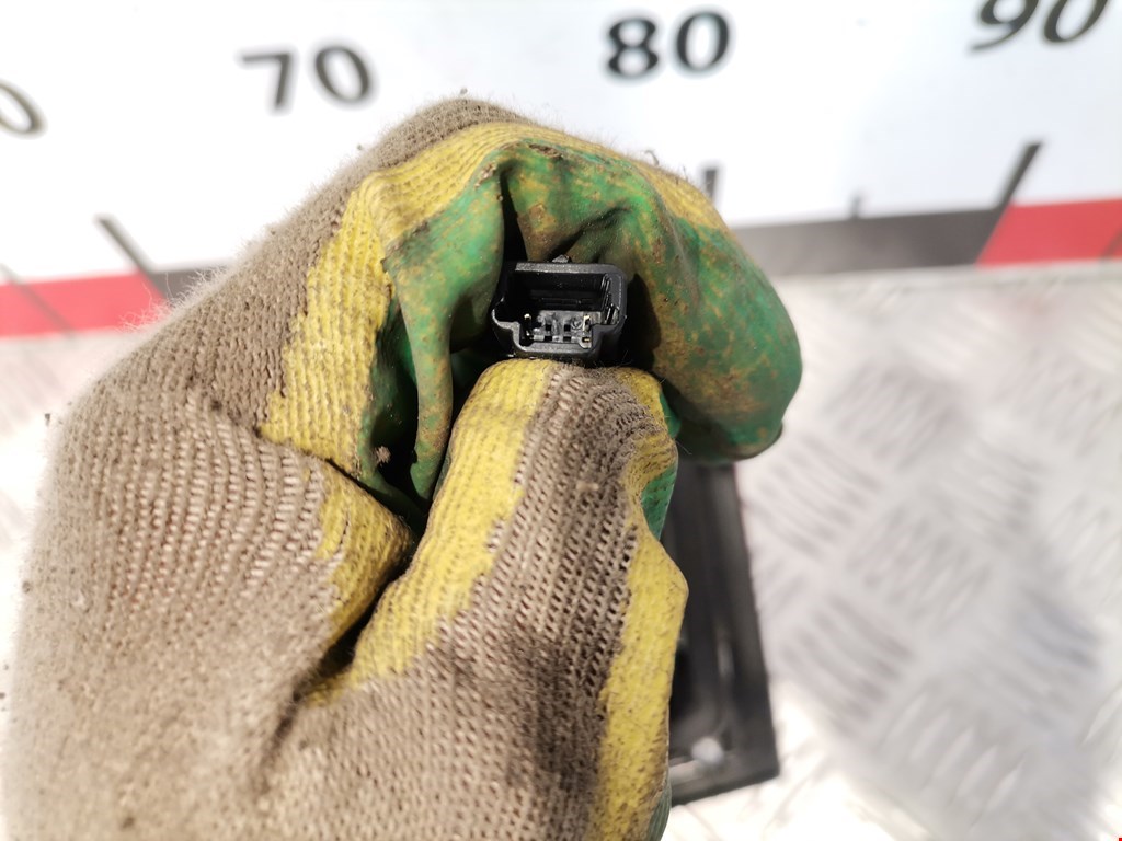 Фонарь задний внутренний правый RENAULT Clio 2012-2019