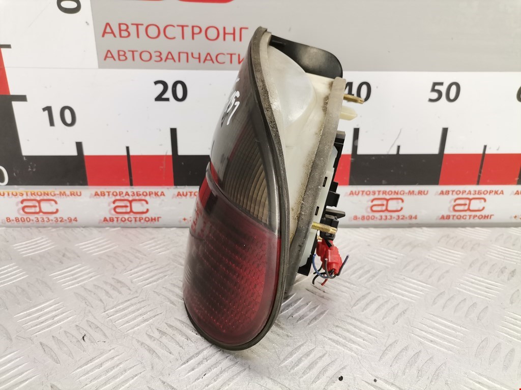 Фонарь задний правый RENAULT Safrane 1992-2000