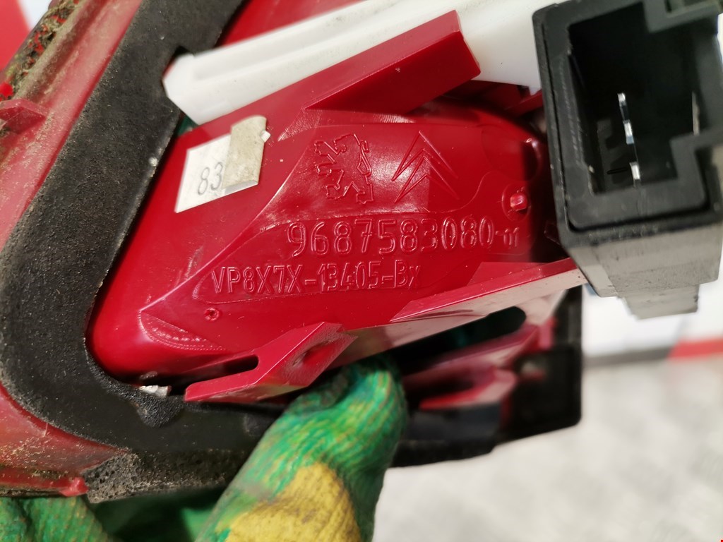 Фонарь задний внутренний левый CITROEN C5 II 2007-2017