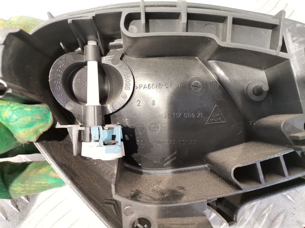 Ручка дверная задняя внутренняя левая CITROEN Xsara 1997-2000