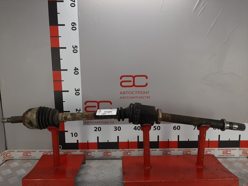 Полуось передняя правая (приводной вал шрус) Renault Scenic 2 (2003-2009)