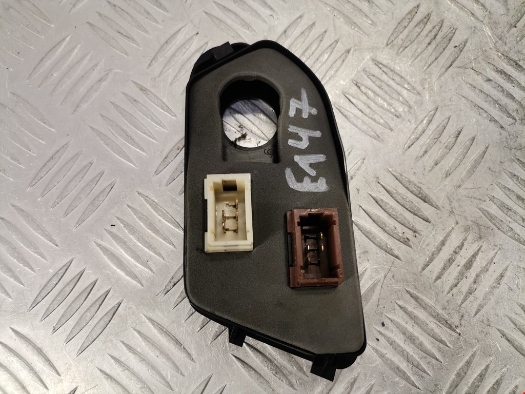 Блок управления стеклоподъемниками RENAULT Safrane 1992-2000